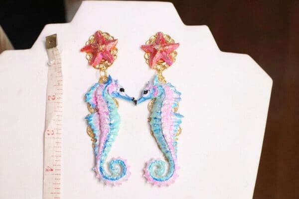 SOLD! 5990 3D Effect Nautical Seahorse Hand Painted Earrings - Image 3