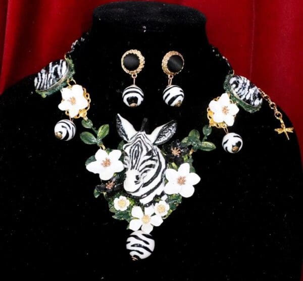 SOLD! 6006 Set Of Art Deco Faced Zebra Flowers Hand Painted Sulemani Agate Massive Necklace+ Earrings - Image 2
