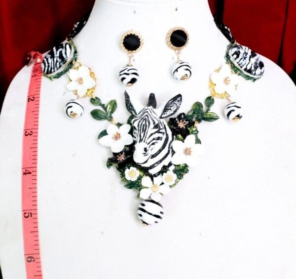 SOLD! 6006 Set Of Art Deco Faced Zebra Flowers Hand Painted Sulemani Agate Massive Necklace+ Earrings - Image 3