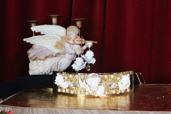 SOLD! 6039 Baroque Runway White Chubby Cherubs Angels Embellished Waist Gold Belt Size S, L, M - Image 7