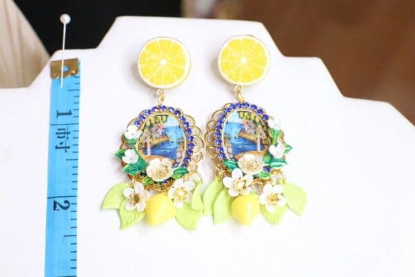 SOLD! 6042 Italian Palermo Cameo Enamel Bee Lemon Fruit Studs Earrings - Image 4