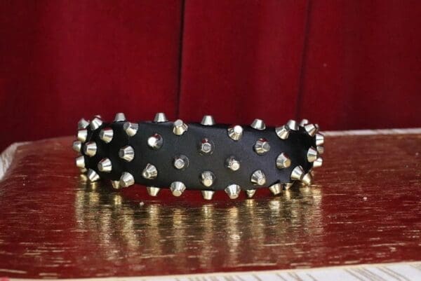 SOLD! 6051 Baroque Runway 2019 Spiky Black Elegant Headband - Image 5