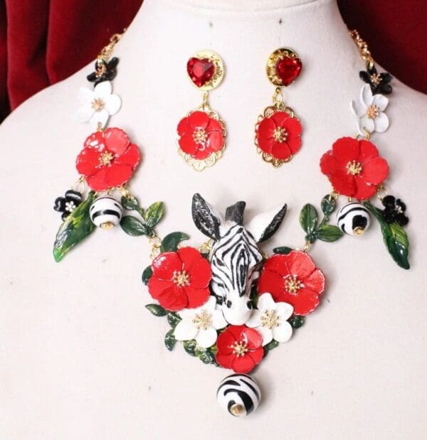 SOLD! Set Of 6103 Art Jewerly 3D Effect Hand Painted Zebra Red Flowers Massive Necklace - Image 3