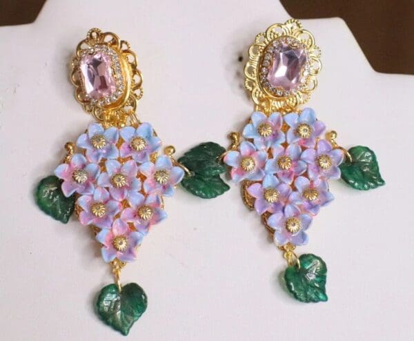 SOLD! 6152 Baroque Runway Hand Painted Hydrangea Studs Earrings - Image 3