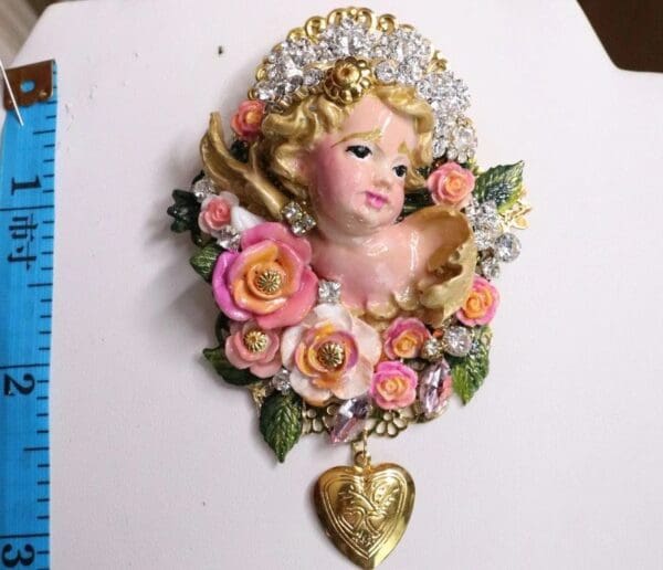 SOLD! 6196 Baroque Hand Painted Vivid Chubby Cherub Angel Fuchsia Roses Brooch - Image 10