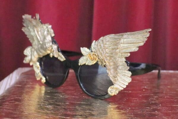SOLD! 6203 Baroque Gold Winged Pegasus Baroque Sunglasses - Image 7