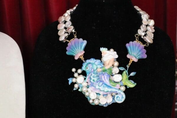 SOLD! 6204 Genuine Biwa Pearlz Neptun Poseidon Shell Necklace - Image 8