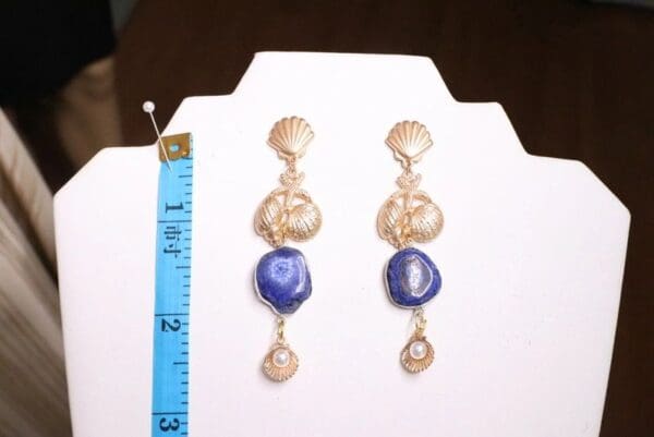 SOLD! 6241 Genuine Agate Shell Nautical Marine Studs Earrings - Image 3
