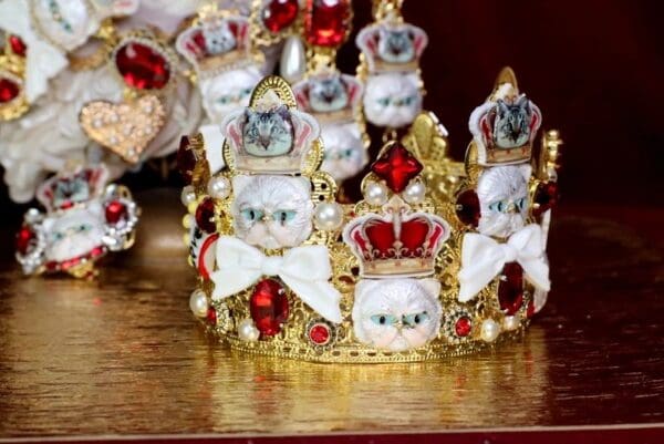 SOLD! 6290 Baroque Enamel Cats Red Rhinestones Stunning Crown - Image 3