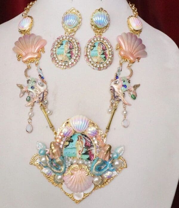 SOLD! 6350 Birth Of Venus Sea Horse Fish Baroque Necklace SET