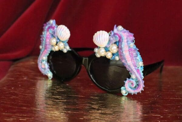 SOLD! 6353 Baroque Faced Seahorses Shell Hand Painted Embellished Sunglasses - Image 10