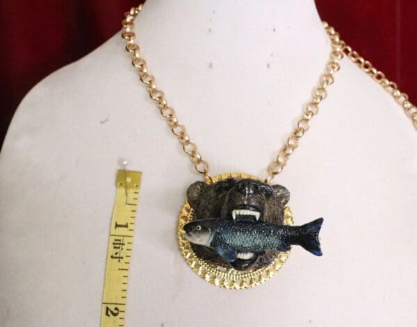 SOLD! 6404 Art Jewelry 3D Effect Bear Fish Unisex Pendant Necklace - Image 3