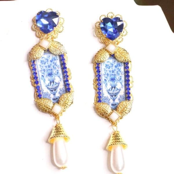 SOLD! 6598 Baroque Sicilian Blue Vase Tile Pattern Studs Earrings - Image 7