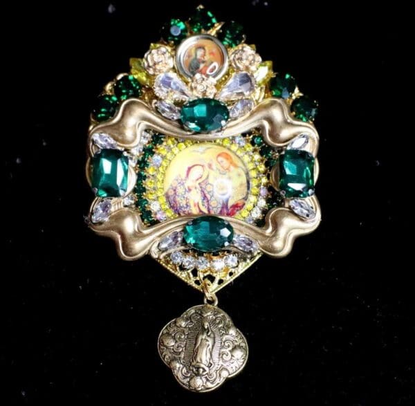 SOLD! 6653 Virgin Mary Cameo Vintage Style Massive Brooch