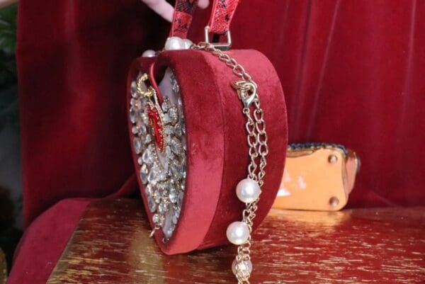 SOLD! 6376 Heart Shape Baroque Velvet Rhinestones Purse - Image 5