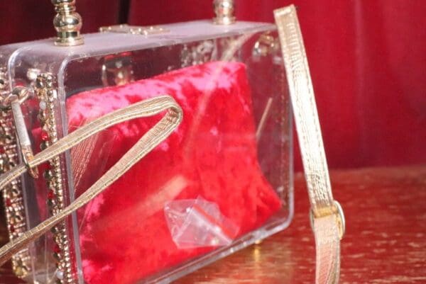 SOLD! 6283 Baroque Clear Trunk Heart Gold Embellished Crossbody - Image 5