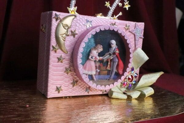 SOLD! 6796 Baroque 3D Effect Nutcracker Stars Trunk Cross-body Handbag - Image 3