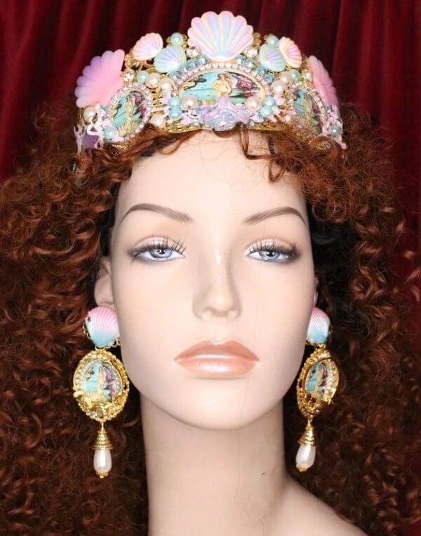 SOLD! 6799 Birth Of Venus Tall Shell Octopus Victorian Cameo Earrings Studs - Image 8