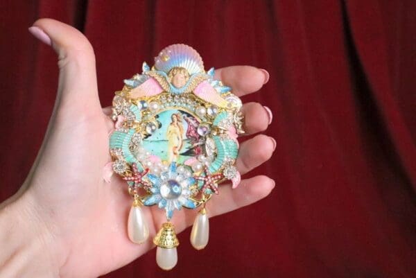 SOLD! 6802 Birth Of Venus Sea Horse Shell Octopus Huge Stunning Brooch - Image 6