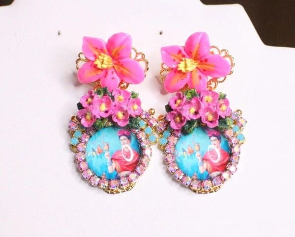 SOLD! 6819 Frida Kahlo Fuchsia Flower Cameo Studs Earrings - Image 4