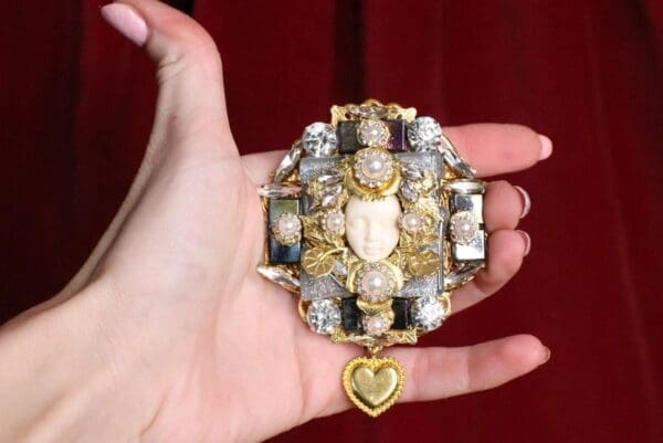 SOLD! 6858 Baroque Art Jewelry 3D Effect Face Brooch - Image 5