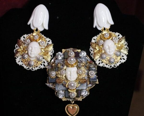 SOLD! 6858 Baroque Art Jewelry 3D Effect Face Brooch - Image 4