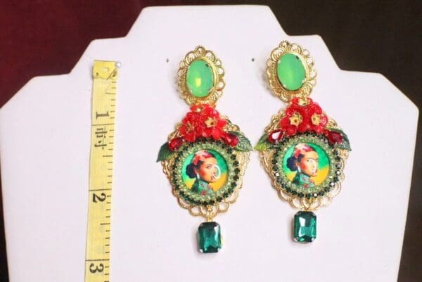SOLD! 6879 Frida Kahlo Green Red Cameo Studs Earrings - Image 4