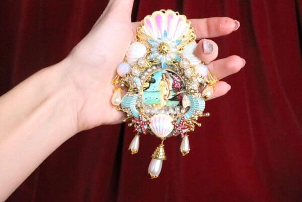 SOLD! 6886 Birth Of Venus Sea Horse Shell Pink Octopus Huge Stunning Brooch - Image 8