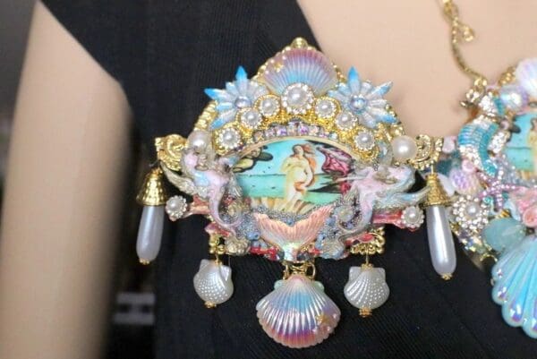 SOLD! 6887 Birth Of Venus Vintage Style Dragons Shell Pink Octopus Huge Stunning Brooch