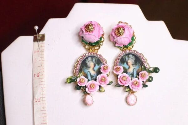 SOLD! 6924 Marie Antoinette Pink Roses Cameo Flower Elegant Earrings - Image 5