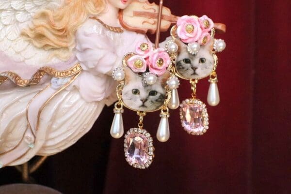 SOLD! 6958 Adorable Cat Roses Pink Rhinestone Studs Earrings - Image 2
