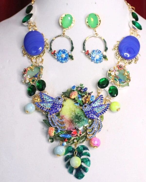 SOLD! 6980 Set Of Genuine Rainbow Solar Sulemani Agates Crystal Birds Quartz Statement Necklace