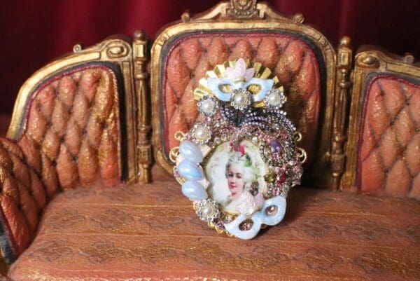 SOLD! 6982 Marie Antoinette Hand Painted Blue Rhinestones Bird Cocktail Adjustable Ring - Image 5