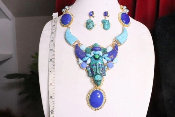 SOLD! 6999 Set Of African Mask Genuine Turquoise Jasper Botswana Agate Massive Necklace - Image 4