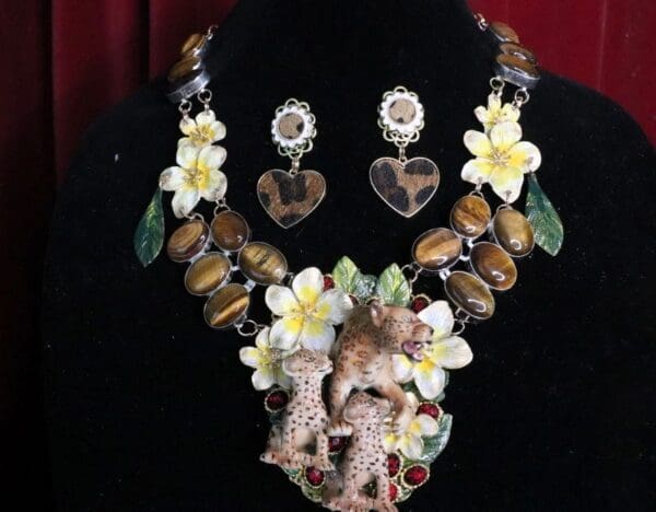 SOLD! 7013 Set Of Art Jewelry 3D Effect Baroque Genuine Tiger Eye Enamel Leopard's Family Necklace+ Earrings - Image 6