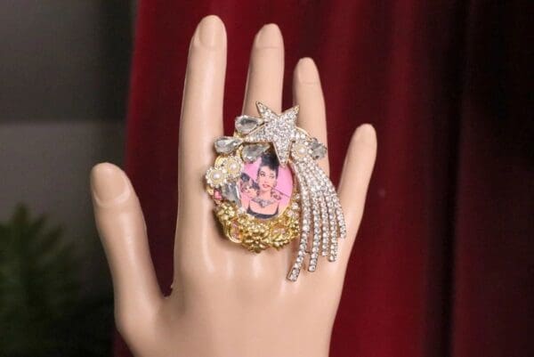 SOLD! 7063 Audrey The Star Cocktail Adjustable Ring - Image 4