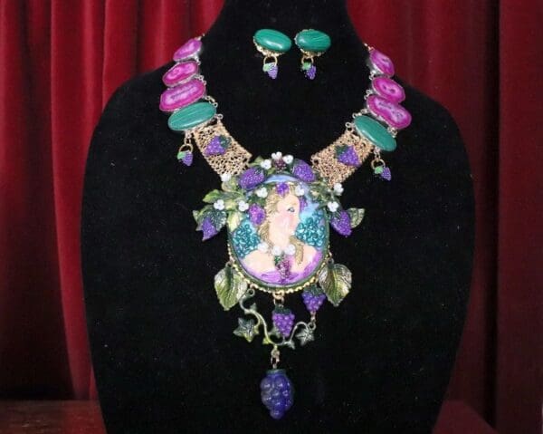 SOLD! 7072 Set OF Genuine Malachite Solar Quartz Hand Painted Vivid Grapes Victorian Lady Necklace+ Earrings - Image 4