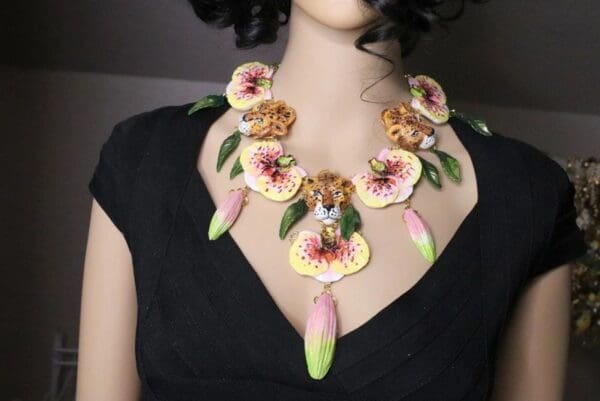 SOLD! 7084 Baroque Hand Painted 3 Leopards Orchids Massive Necklace - Image 4