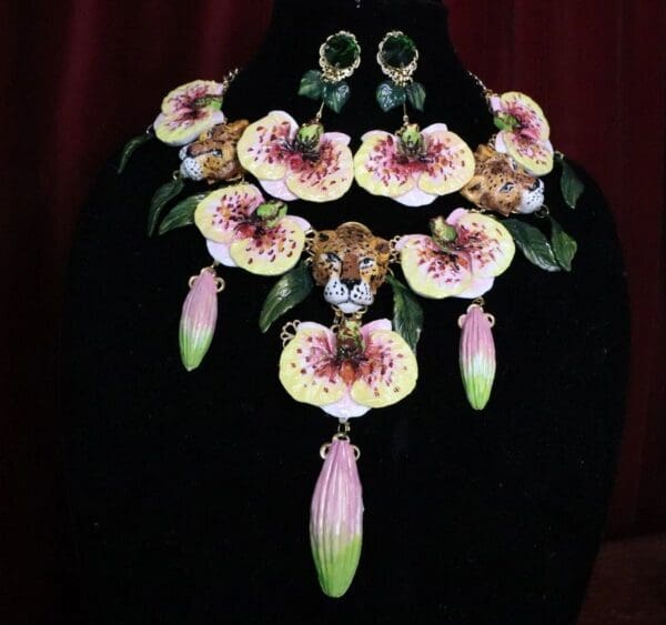 SOLD! 7084 Baroque Hand Painted 3 Leopards Orchids Massive Necklace - Image 3