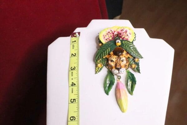 SOLD! 7089 Baroque Hand Painted Vivid Leopard Animal Brooch - Image 7