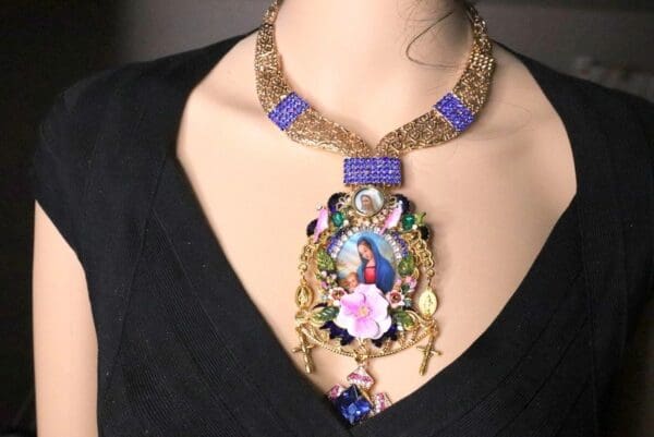 SOLD! 7100 Virgin Mary Icon Cameo Blue Rhinestones Massive Necklace - Image 9