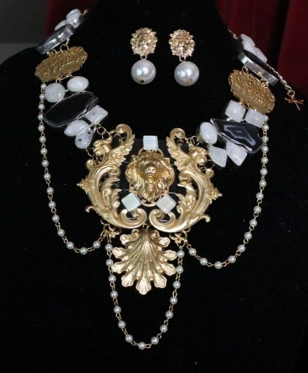 SOLD! 7113 Set Of Genuine Solar Quartz Scolecite Dragons Lion Necklace+ Earrings - Image 4