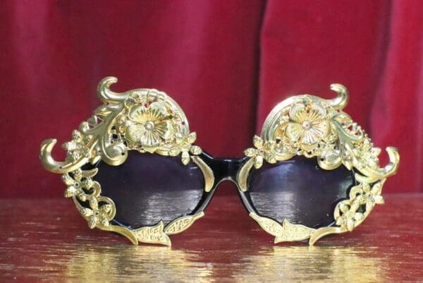 SOLD! 7152 Baroque Gold Curves Embellished Sunglasses