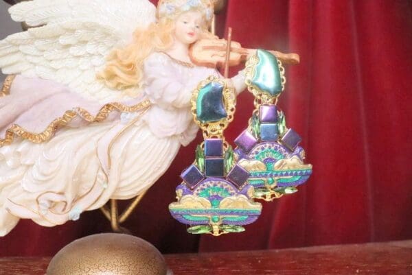 SOLD! 7214 Egyptian Revival Pharaoh Iridescent Tall Earrings - Image 3