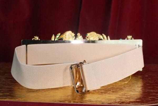 SOLD! 7266 La Moda Baroque Runway Chubby Cherubs Angels Embellished Waist Gold Belt Size S, L, M - Image 5
