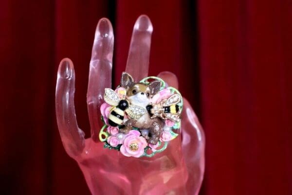SOLD! 7318 Art Jewelry Vivid Chihuahua Bee Cocktail Adjustable Ring - Image 3