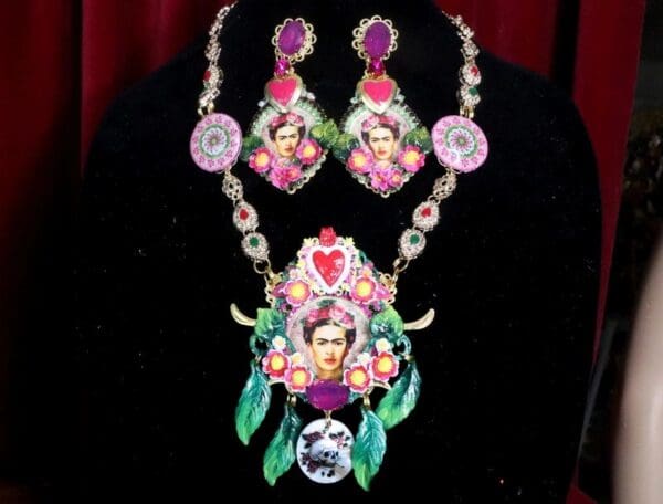 SOLD! 7320 Frida Kahlo Sacred Heart Hand Painted Scull Necklace - Image 2