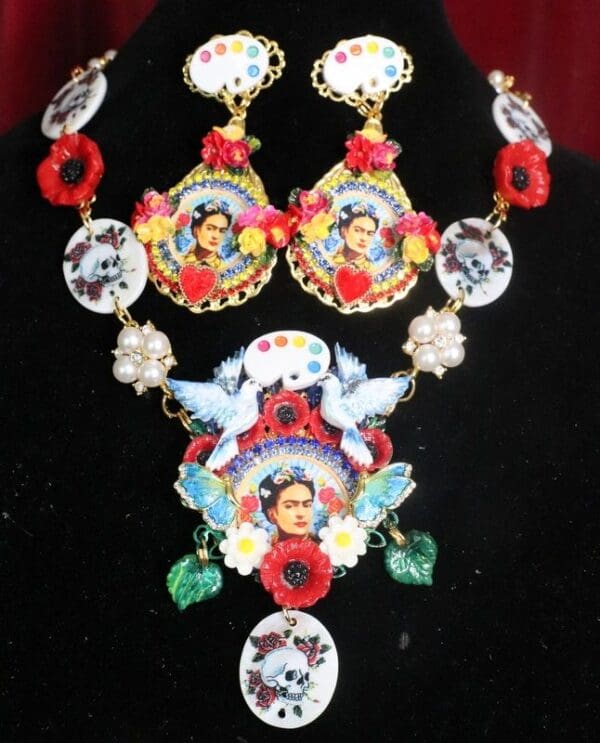 SOLD! 7335 Frida Kahlo Poppy Flower Doves Palette Necklace