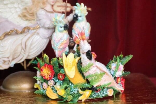 SOLD! 7367 Art Jewelry Tropical Parrot Bananas Hand Painted Crown - Image 2