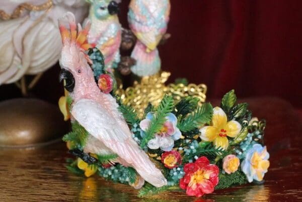 SOLD! 7367 Art Jewelry Tropical Parrot Bananas Hand Painted Crown - Image 6